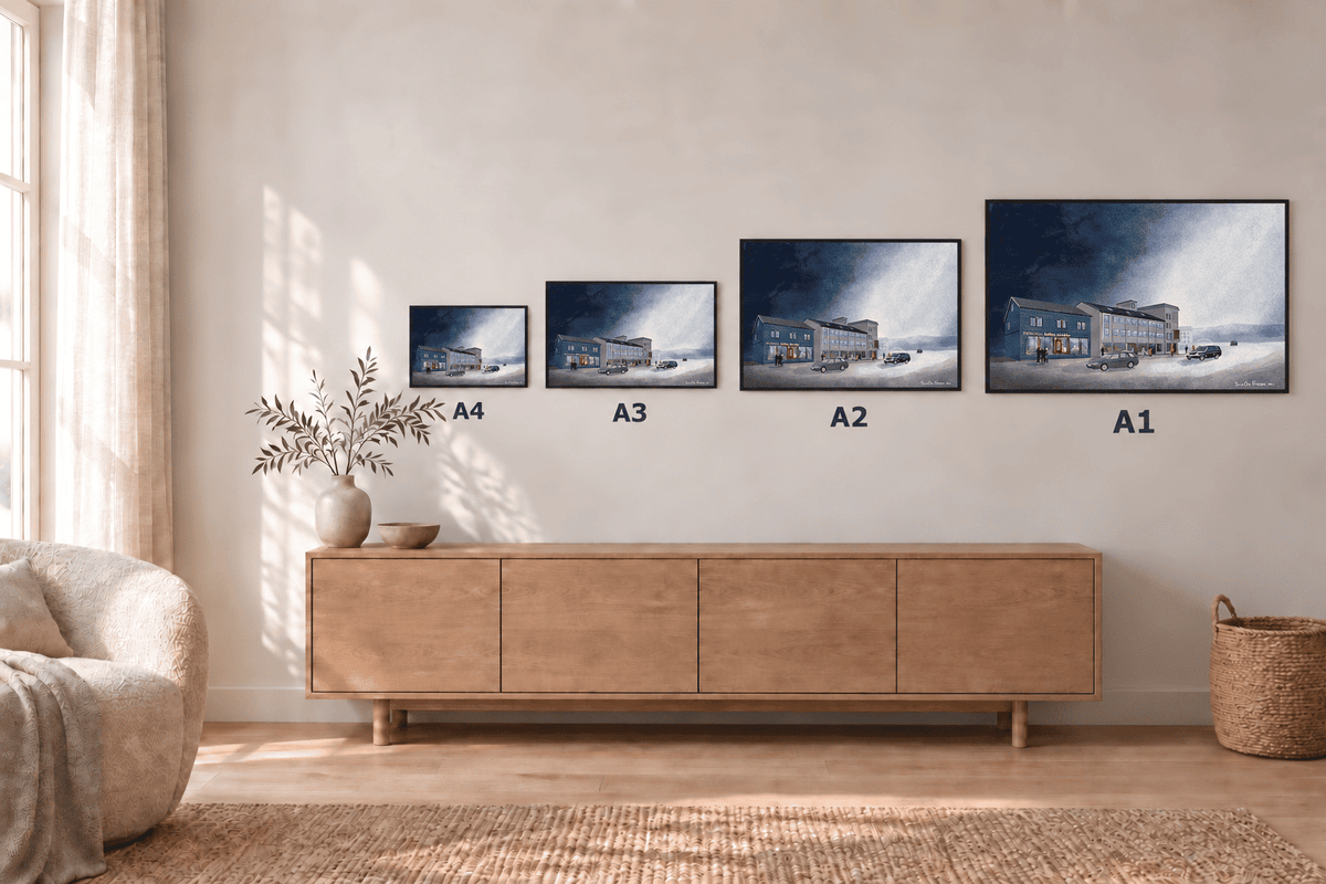 Brekkegården – historisk bygning i Narvik oppkalt etter Julius Brekke, vist i ramme, giclée-trykk av Svein Ove Hareide