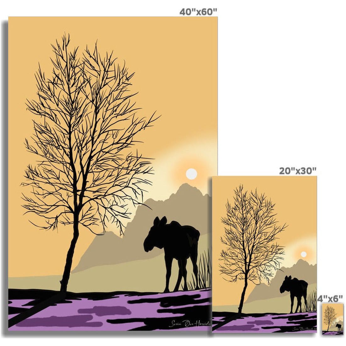 Abstrakt Naturkunst av elg og bjørksilhuetter i glødende solnedgang med fjell i bakgrunnen - digitalt kunstprint fra HareideART