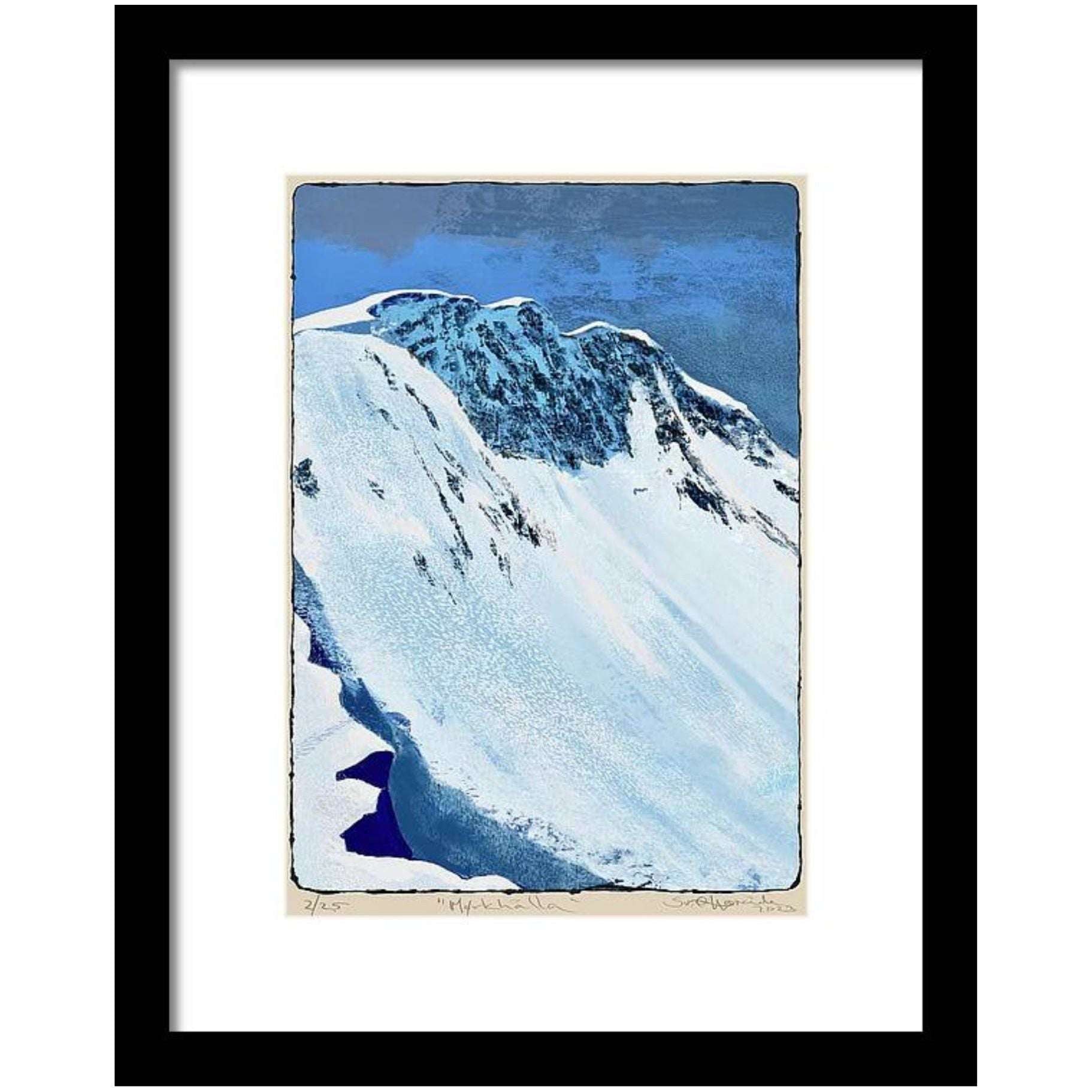 Mørkhålla Narvik – abstrakt nordnorsk naturmotiv med mørke åser og dramatisk lysstemning, kunstprint av HareideART