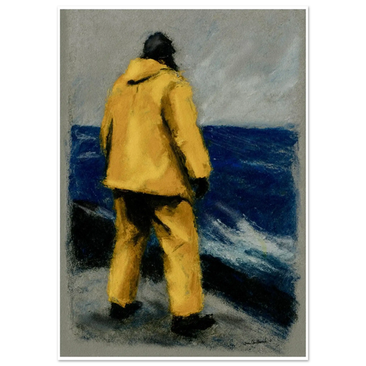Mot havet – ensom fisker i gul regnjakke ved vannkanten med blikket ut mot det dype blåe havet, kunstprint av HareideART