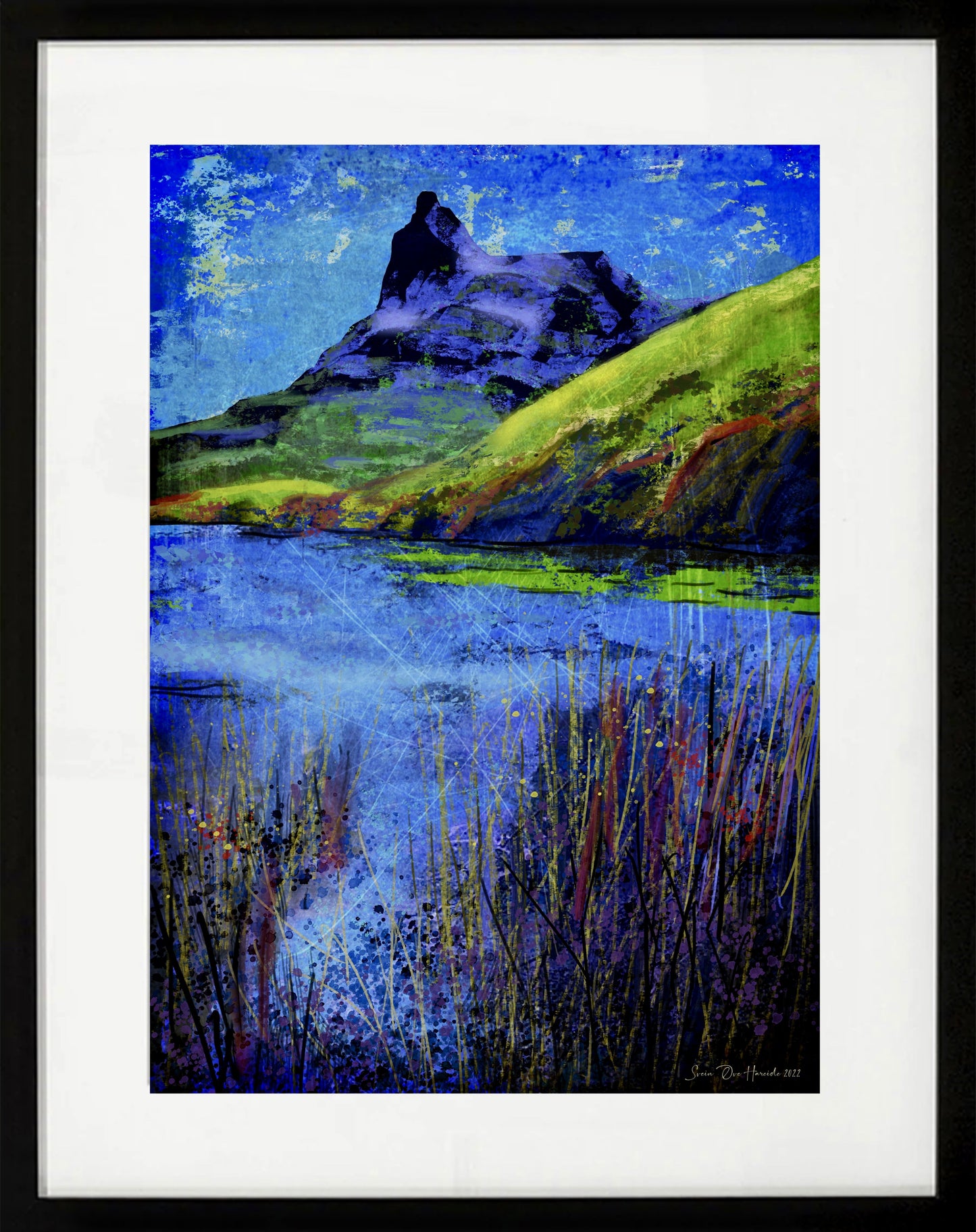 Abstrakt digitalt kunstprint av Tøttatoppen - det ikoniske fjellet ved Narvik sett i ekspressivt fargespill, malt av HareideART.